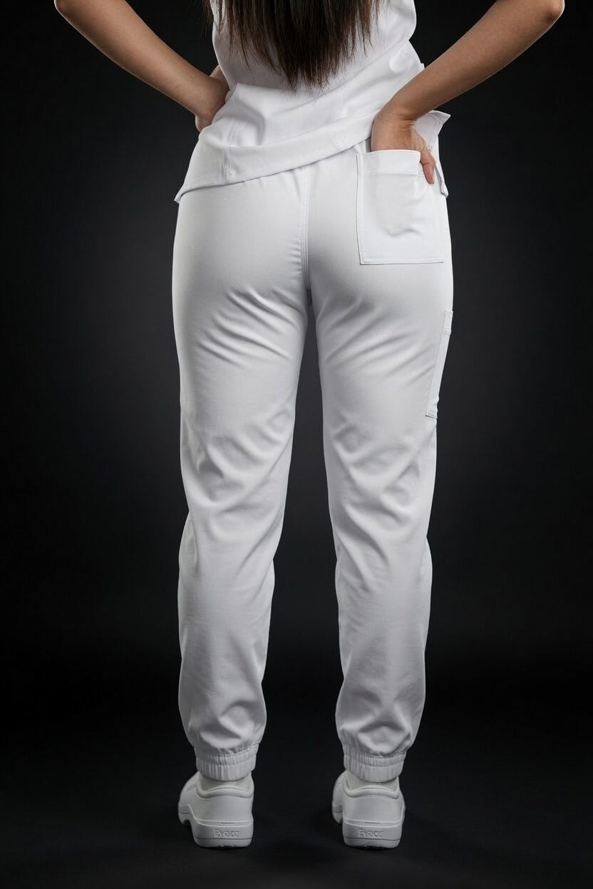 Set Blanco Antifluido Cuello V y Jogger