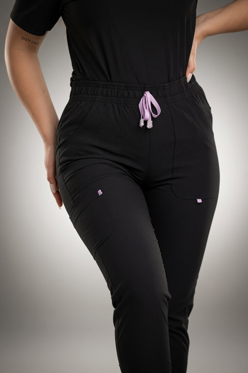 Set Negro Antifluido Cuello V y Bota Recta