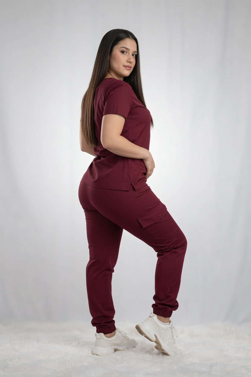 Set Vino Antifluido con Cuello V y Jogger