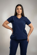 Scrub Azul Oscuro Antifluido con Cuello V y Jogger